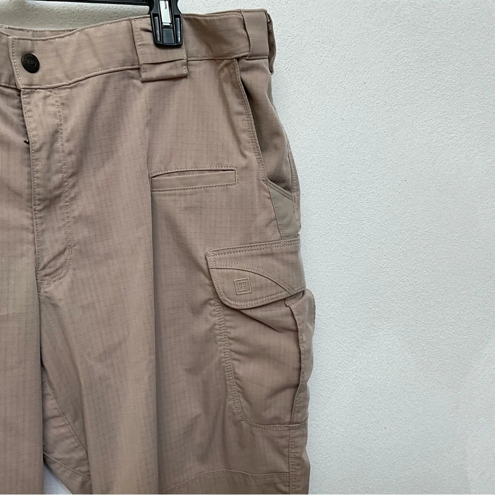 5.11 Tactical Stryke Men's Cargo Utility Pants Size 40x30 Uniform Khaki